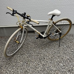 LIG MOVE ホワイト クロスバイク（700x28C・7段変速）