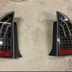 プリウス30前期/後期 フルLEDプリウス30 ライトバー付きテールランプ ※説明欄必読