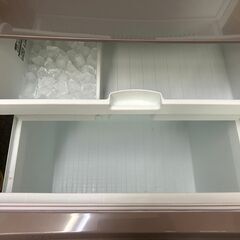 東芝製330L３ドア冷凍冷蔵庫　自動製氷付き　2017年製