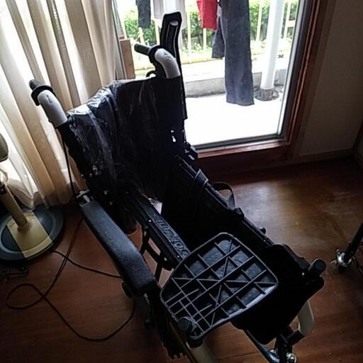 車のパーツ