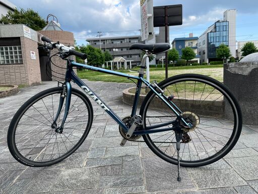 【交渉中】【ジャンク】自転車　クロスバイク　GIANT ESCAPE R3 青