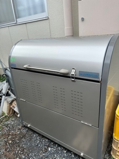 【最終値下げ】ごみ収集庫