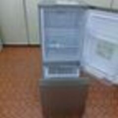 ID187054　2ドア冷蔵庫　126L　アクア　2021年製　AQR-13M(S)