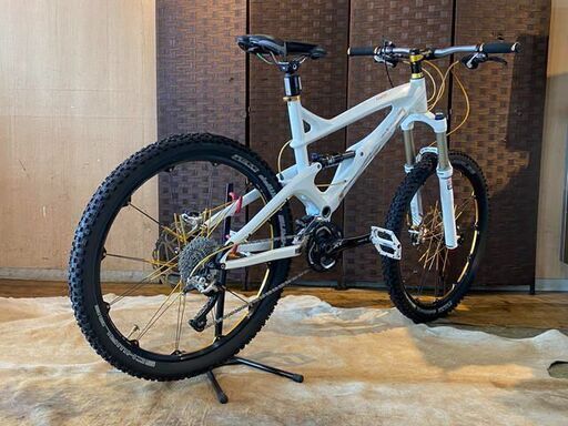 □GT FORCE ULTIMATE CARBON ジーティー 26インチ 30速 M シマノ