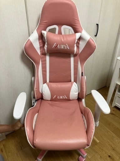 お値下げ中‼️ゲーミングチェア