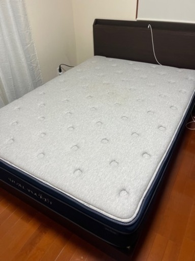 ニトリ　家具 ベッド ダブルベッド