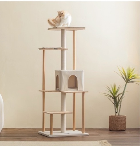 定価2万円　天然木キャットタワー