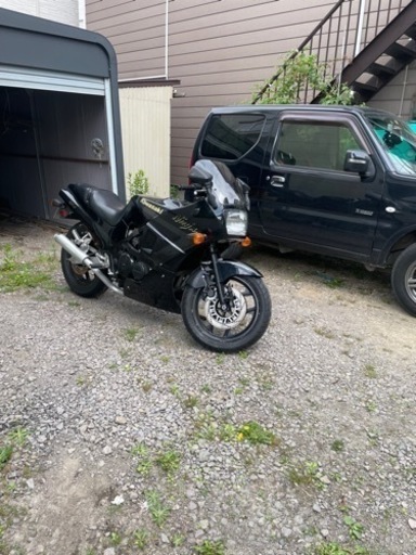 取引中カワサキ 　ニンジャ　GPZ400R