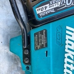 マキタ 充電式草刈機 MUR001G