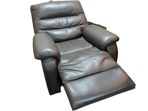 NITORI 電動リクライニングソファ ルッソ 2人掛け 革張り d4213 2人掛け電動リクライニングソファ 収納ユニット付き 本革(一部合成皮革