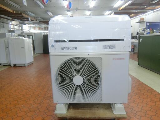 ID 193475　エアコン5.6K　東芝　２０２１年　18～20畳　冷暖　単相200V　RAS-H562R(W)