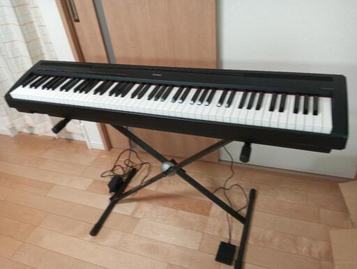 本日お渡し可能　ヤマハ　電子ピアノ　キーボード　YAMAHA P-85　キーボード台有