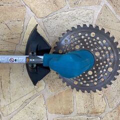 マキタ 充電式草刈機 本体のみ　　 MUR194DZ MUR194DZ 充電式草刈機(本体のみ) MUR194DZ 1台 マキタ 【通販モノタロウ】