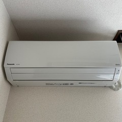 美品】パナソニック6畳用 エアコン 【CS-221DFL-W】