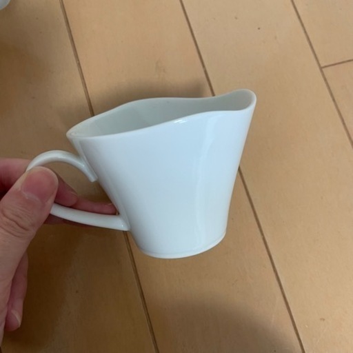 譲り先決まりました】ポーセラーツ コーヒーカップ シェル 小物入れ