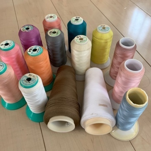 ミシン、ミシン糸等