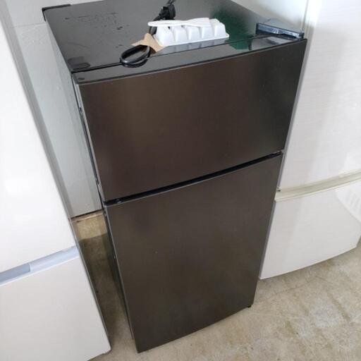 2023年製 maxzen マクスゼン 冷蔵庫 直冷式 112L 2ドア ＤJR112ML01GM 黒  家電 冷蔵庫