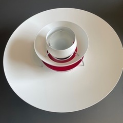 【予定者決定】【louis poulsen】　テーブルランプ　新品(付属品なし) 白+赤