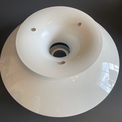 【予定者決定】【louis poulsen】　テーブルランプ　新品(付属品なし) 白+赤