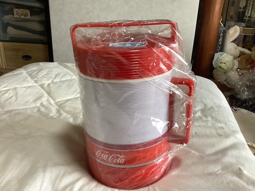 新品、保冷専用のレジャーボトルです。