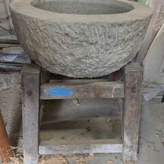 餅つき石臼土台込み