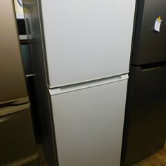 ヤマダ大型2ドア冷凍冷蔵庫225Lハーブリラックス2018年製