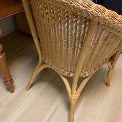 ペニーワイズの1人用籐ソファ