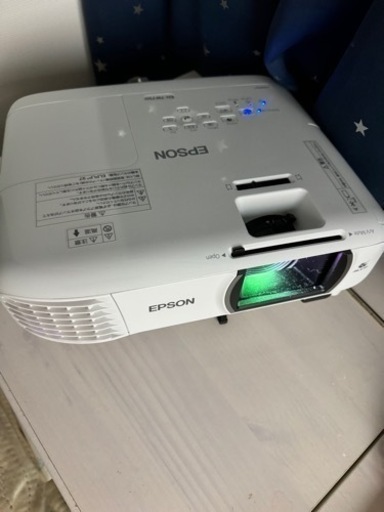 プロジェクター