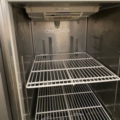 受け渡し予定者決まりました！業務用冷蔵庫