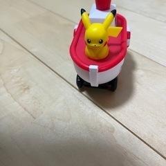 ピカチュウ　車　電動