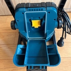 【引き取り限定】マキタ　LEDライト ML-805 バッテリー付き　