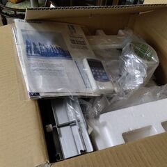 極上美品　窓用エアコン　コロナ　エアコン