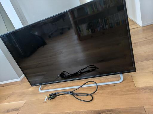 【お受取者ほぼ確定】■43インチ４Kモニター■I-O Data EX-LD4K431DB■山崎実業 TV裏ラック付き！■HDMI×3 DP×1 リモコン付