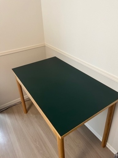 その他 IDEE STILT TABLE 1000 Green Black