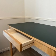 IDEE STILT TABLE 1000 Green Black