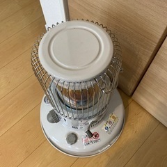 【トヨトミ】 電池レス対流式石油ストーブ（ホワイト） RB-G250(W) 日本製　レインボー 