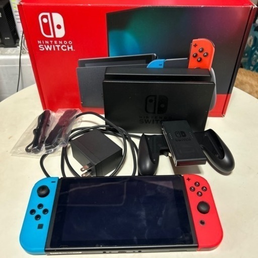 任天堂Switch\n