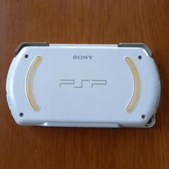 PSPgo 本体 充電器 クレードルの3点セット