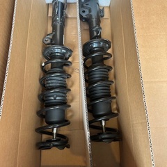 サスペンション一式　ダイハツ　タントカスタム　