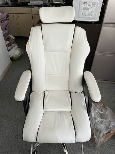 ほぼ未使用★ゲーミングチェア★