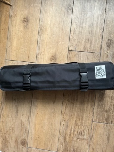 the iron field gear テーブルの脚