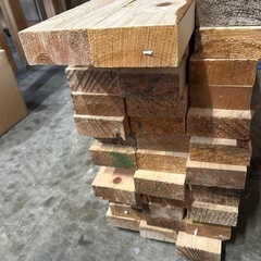 完売御礼‼️桧の間柱45ミリ105ミリ4000ミリ‼️39本‼️