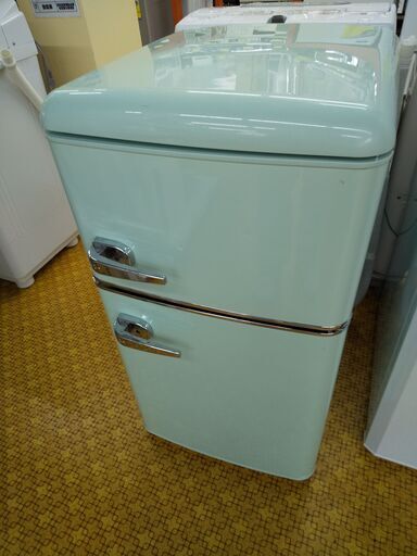 アイリスオーヤマ レトロ調2ドア冷蔵庫 81L PRR-082D 2020N24-1042 高く買取るゾウ八幡西店