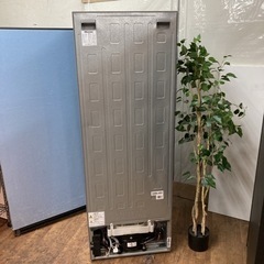 ⭐期間限定の特別値下げ⭐S271 ⭐ Hisense 2ドア冷蔵庫（227L 右開き）21年製 HR-B2302 ⭐ 動作確認済 ⭐ クリーニング済