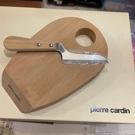 チーズカッター　ボード ピエールカルダンpierre cardin