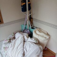 女の子用家具画像にある5点セットです。