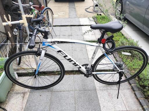 クロスバイク　700×28c シマノ製6段変速