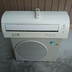 2015年製ダイキン8畳用エアコン