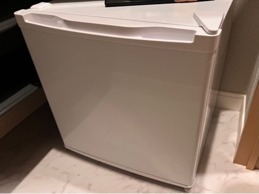 マクスゼン　冷蔵庫　46L