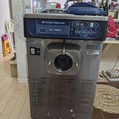 ニッセイ 100V家庭のコンセントで使えるソフトクリーム機